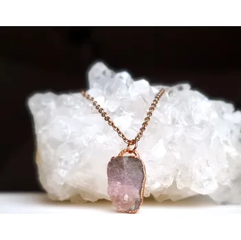 Přívěsek Vzácný krystalický růženín se záhnědou - originální šperk ŠPERKY S PŘÍRODNÍMI KRYSTALY