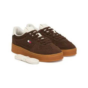 Dámské tenisky Tommy Hilfiger Sneakersy The Greenwich Edge Max Suede EN0EN02989 Hnědá 42