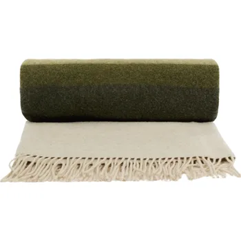 deka Kave Home Zelený vlněný pléd Voreni 130 x 170 cm