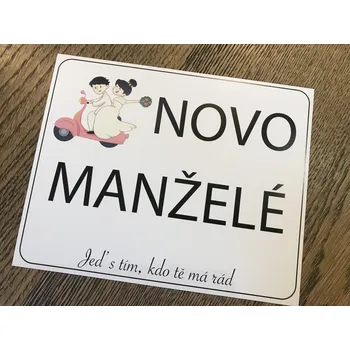 Svatební dekorace Svatba-eshop Svatební cedulka SPZ na motorku Novomanželé na skůtru - SPZ na svatební motorku