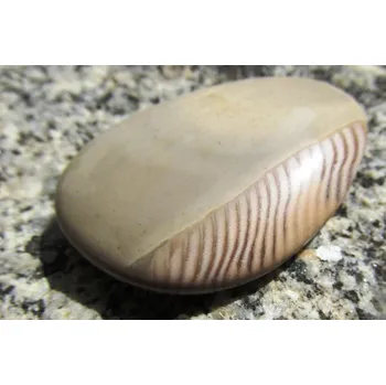 Drahý kámen Rohovec - tromlovaný kámen