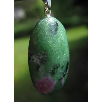 Přívěsek Rubín v zoisitu - přívěšek