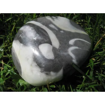 Jaspis mušlový - omletý kámen maxi