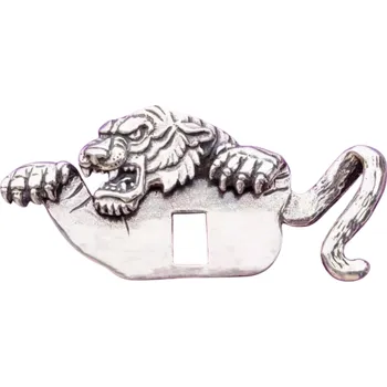 Brož Kancelářský brož stříbrný tygr kov zinková slitina do kapsičky saka Elegantní ozdoba na sako kabát Stylový doplněk dárek