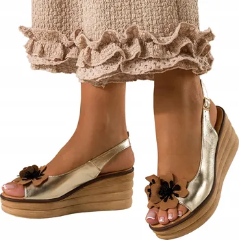 Dámská obuv Casu dámské sandály 3014-703-313-300 na klínku, velikost 38