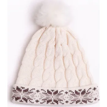 FOLC KÄSMU DÁMSKÁ ČEPICE S BUMBOLCEM 56-58