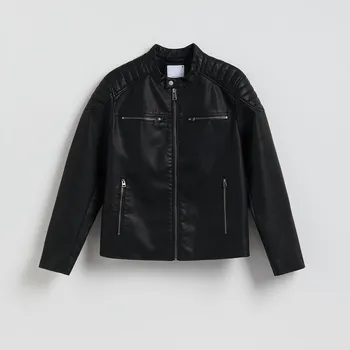 Dámský kabát Reserved - Koženková bunda v&nbsp;motorkářském stylu - černý - 547HK-99X - 547HK-99X-M