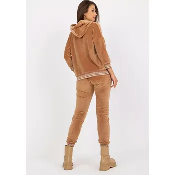 Souprava RV KMPL 8286.40 velbloudů S/M