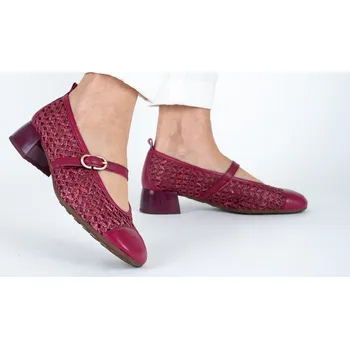 Dámské sandále Dámské malinové lodičky s proplétaným lýkovým svrškem Hispanitas Velikost: 37