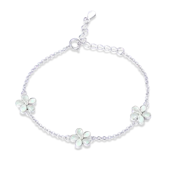 Náramek Moonlit Dětský stříbrný náramek s květy a bílými opály