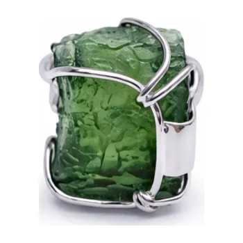 Prsten Stříbrný prsten s vltavínem 1,9 cm x 1,3 cm