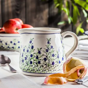 Džbán na vodu a nápoje Keramika Bolesławiec 0,85 l - dek. 1208 (druhý druh)