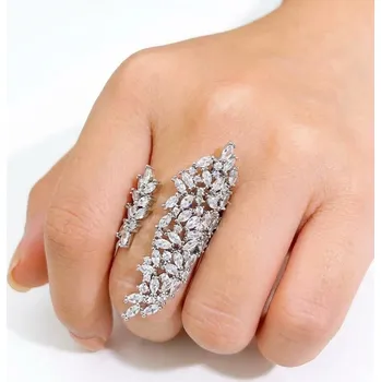 Souprava šperků B-TOP Nastavitelný prsten s lístky a zářivými zirkony