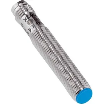 Indukční bezdotykový snímač 4 mm, výstup: PNP Normally Closed Válcový M8 ´ 1 200 mA 10 → 30 V IP67 500Hz