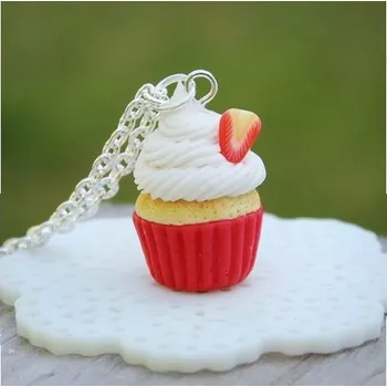 Řetízek Prosperk Řetízek s přívěskem Fimo - cupcake s jahodou S4611