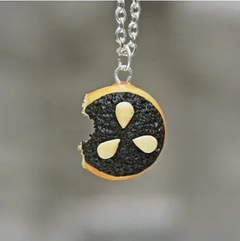 Řetízek Prosperk Řetízek s přívěskem Fimo - makový koláček nakousnutý S1719