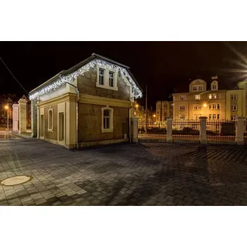 LED páska LED rampouchy světelné, 3×0,5 m, ledově bílá, 114 diod, IP44, bílý kabel