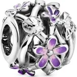 Děrovnaný přívěsek PANDORA Fialová sedmikráska 798772C02