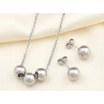 Souprava šperků B-TOP Stříbrná souprava z nerezové oceli s korálky