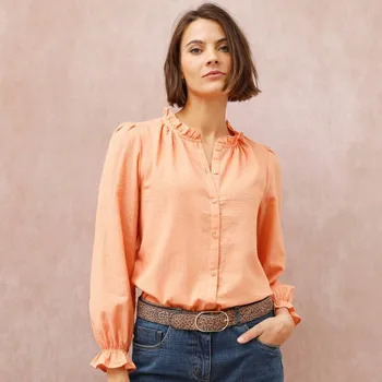 Dámská halenka Jednobarevná halenka s volánky meruňková 42