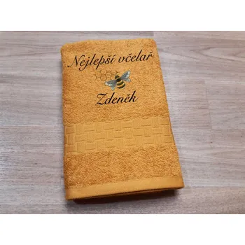 Ručník Ručník se jménem NA PŘÁNÍ 450g Nejlepší včelař hořčicový