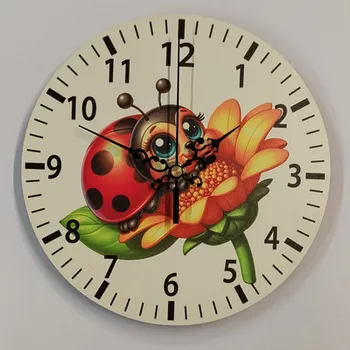 Hodiny Dětské hodiny 20 cm - Beruška