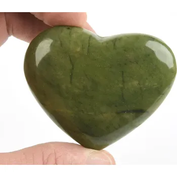 Přírodní kámen Srdce jadeit 88g Pákistán