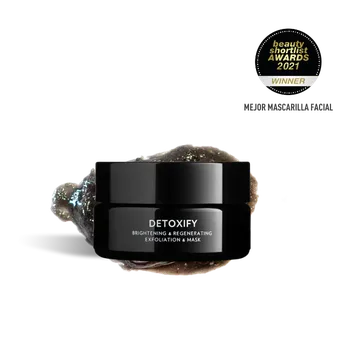 Pleťový peeling DAFNA'S PERSONAL SKINCARE Dafna's Skincare Detoxify - Rozjasňující, regenerační a čisticí peeling & maska 50 ml