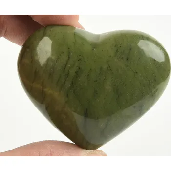 Přírodní kámen Srdce jadeit 98g Pákistán