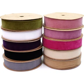 Sametka 25mm, barva Černá