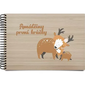 Dřevěné album s kroužkovou vazbou První krůčky se jménem - srnky