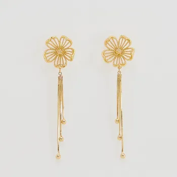 Náušnice Reserved - Závěsné náušnice ve tvaru květů - zlatý - 074ID-GLD - 074ID-GLD-ONE