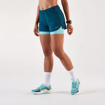 Dámské kraťasy KIPRUN Dámské běžecké kraťasy 2v1 Kiprun Run 500 Confort XS MODRÁ|ZELENÁ