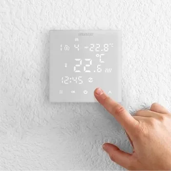 Týdenní termostat (2 čidla) Auraton Pictor DS se zapuštěnou montáží a napájením 230V, vhodný pro více druhů vytápění, bílá