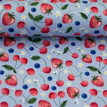 SWAFING Bavlněná látka Fruits jahody borůvky třešně