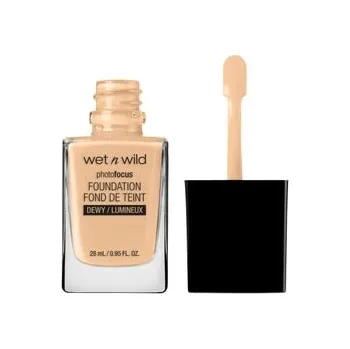 Kosmetika wet n wild Photo Focus Foundation Dewy Tekutý základ