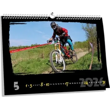 Fotokalendář Nástěnný kalendář s vlastní fotografií NKN-26-A5 nástěnný foto-kalendář 2026 NKN-26-A5 Nižší cena pro více kusů!