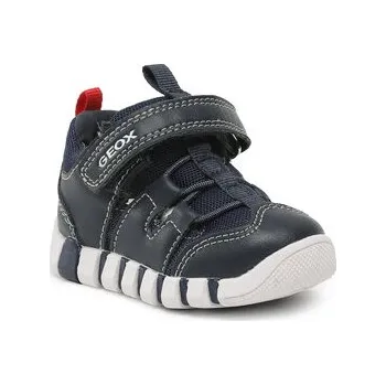 Dámské tenisky Geox Sneakersy B Iupidoo Boy B3555B 0BC14 C4002 Tmavomodrá 19
