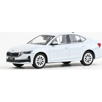Hračka Škoda Octavia IV FL 2024 Bílá Moon Metalíza 1:43 Škoda Octavia 4 FL - kovový model