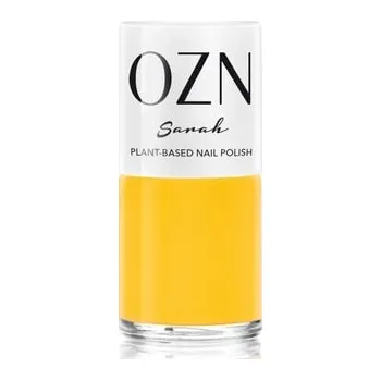Make-up OZN Sarah Lak na nehty