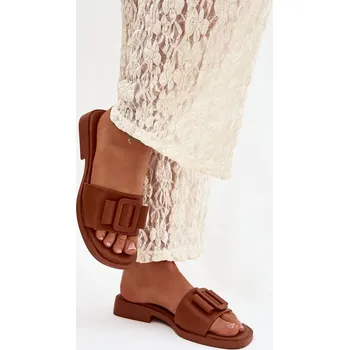 Dámské žabky Dámské nazouváky na ploché podrážce s přezkou Camel Melivra 38