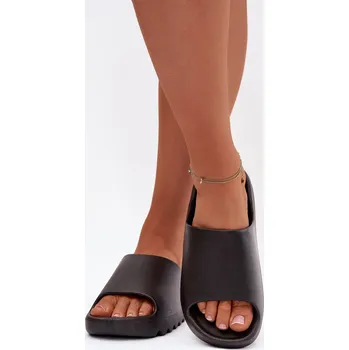 Dámské žabky Dámské pantofle na platformě černé Olyria 40