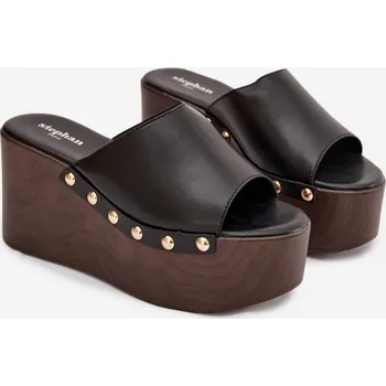 Dámské žabky Dámské pantofle na platformě s cvočky černé Mareline 39