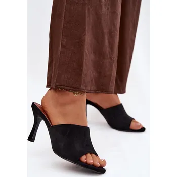 Dámské žabky Dámské pantofle na podpatku z eko semiše černé Isolia 37