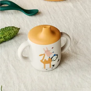 Silikonový nevylévací hrnek LIEWOOD Neil Around the World / Sandy