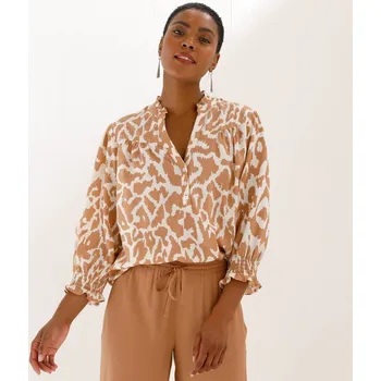 Dámská halenka Halenka s výstřihem na knoflíčky a potiskem oříšková/béžová 48