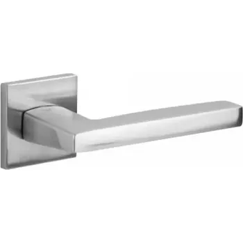 Dveřní kování Klika METRIK Q R67F chrom satén