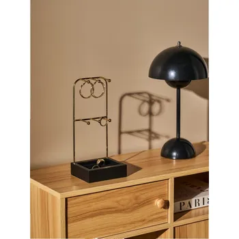 Šperkovnice Sinsay - Stojan na šperky - černá - 107IA-99X - 107IA-99X-ONE