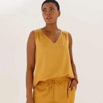 Jednobarevný top s výstřihem do V kari 48