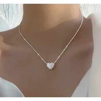 Náhrdelník B-TOP Dámský náhrdelník s přívěskem Srdce - postříbřený